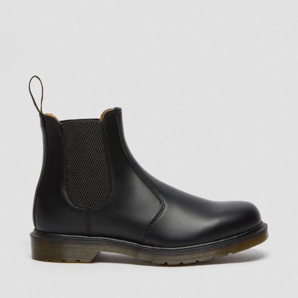 2967 Chelsea Smooth Leather Boots